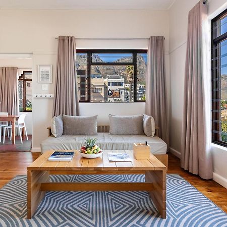 Camps Bay Village - Studios And Apartments Кейптаун Екстериор снимка