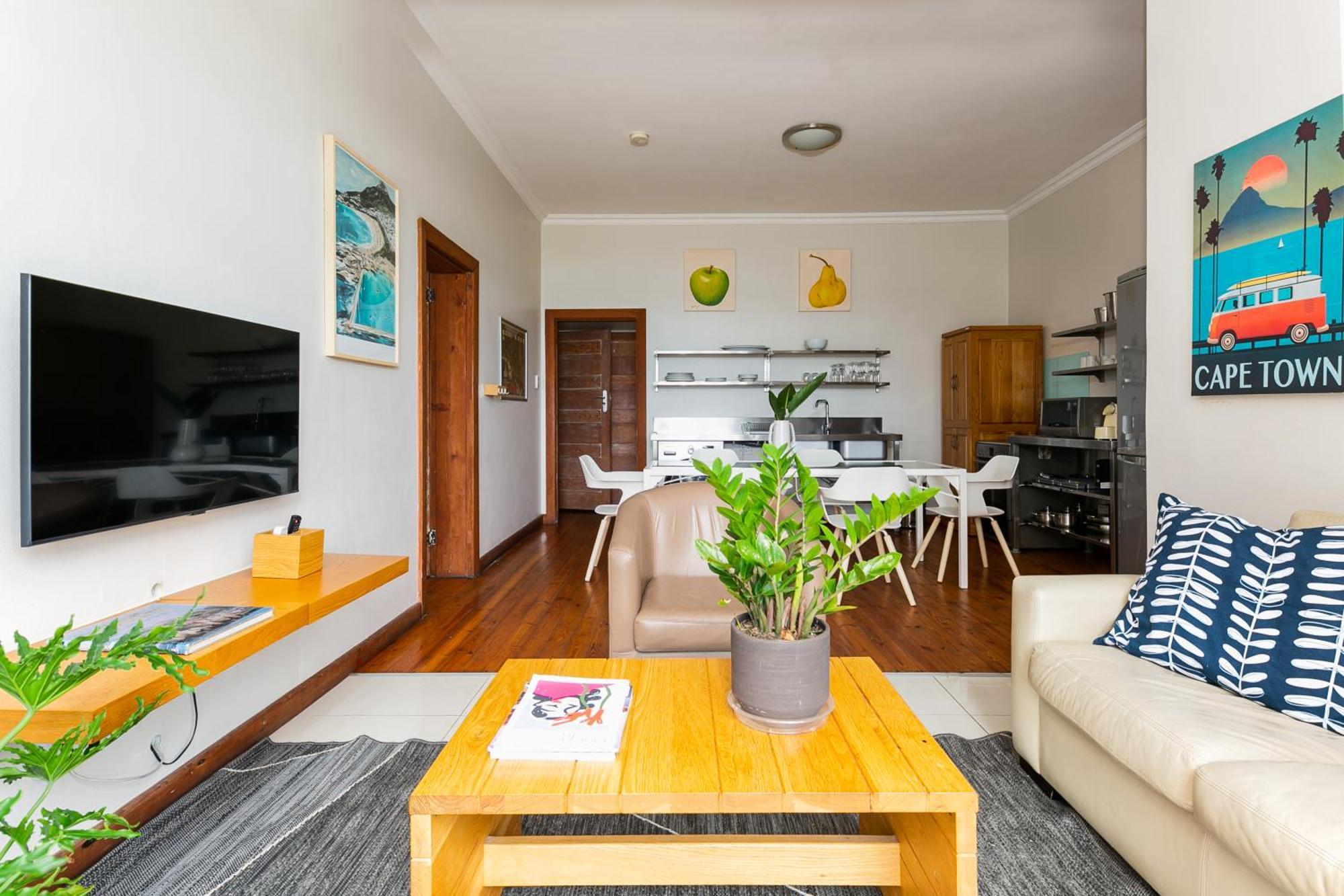 Camps Bay Village - Studios And Apartments Кейптаун Екстериор снимка