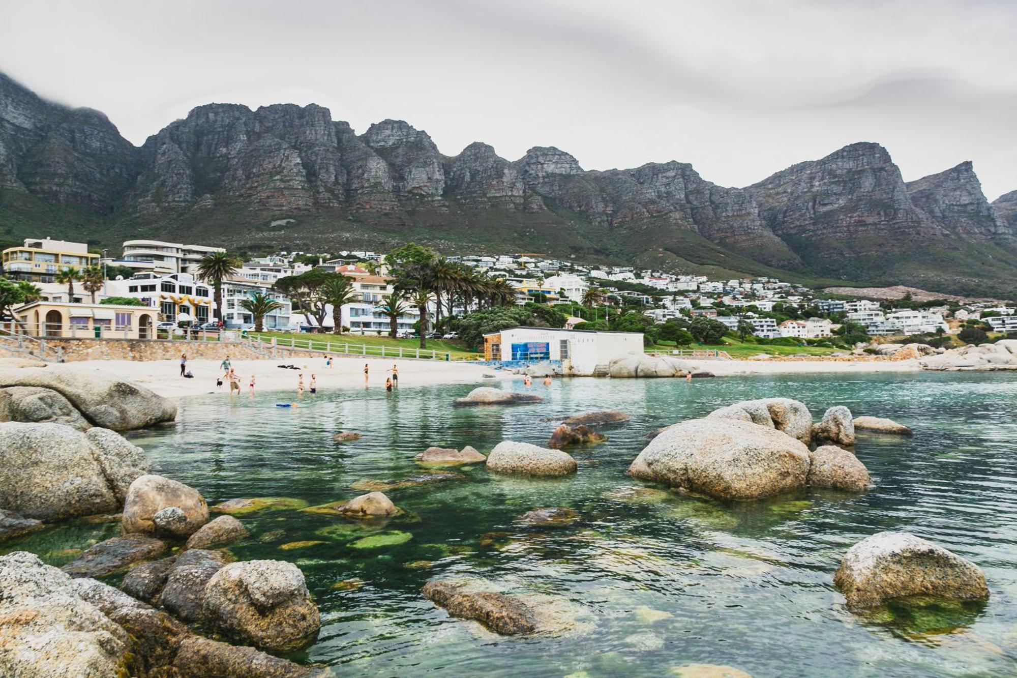Camps Bay Village - Studios And Apartments Кейптаун Екстериор снимка