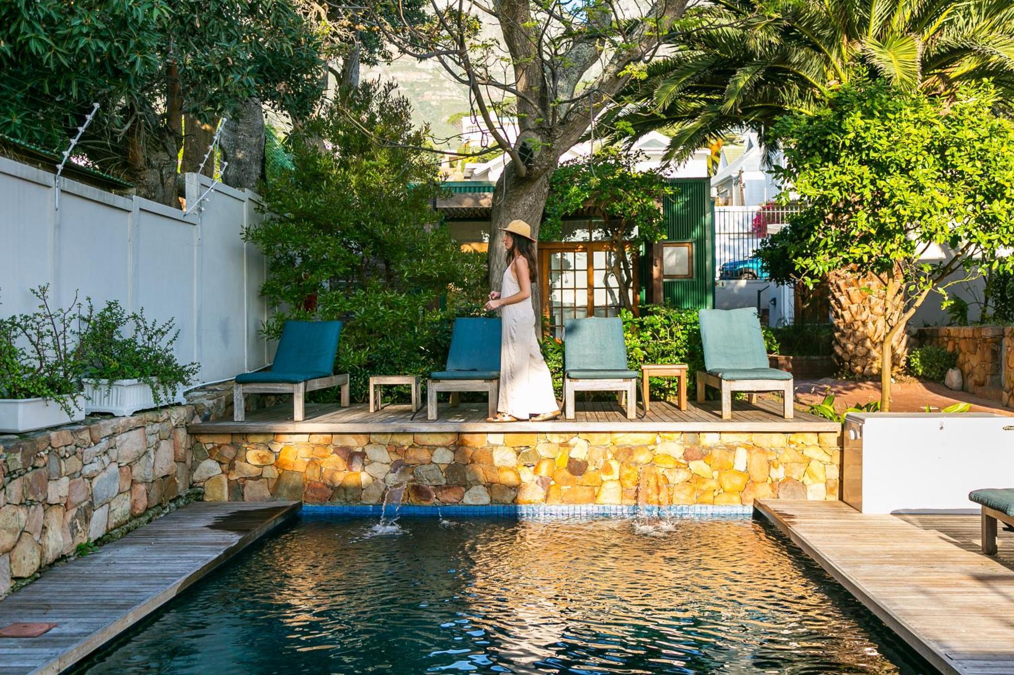 Camps Bay Village - Studios And Apartments Кейптаун Екстериор снимка
