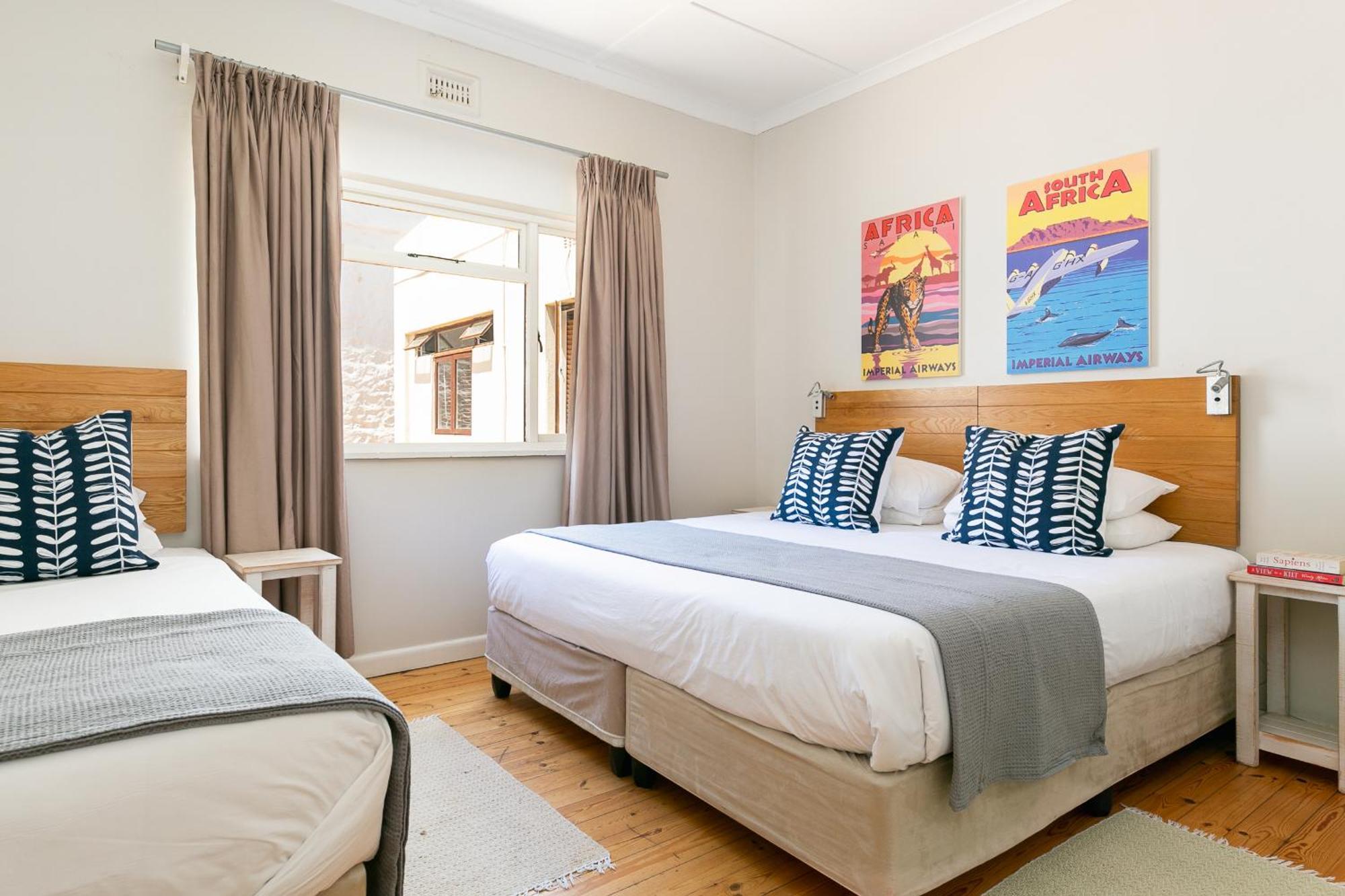 Camps Bay Village - Studios And Apartments Кейптаун Стая снимка