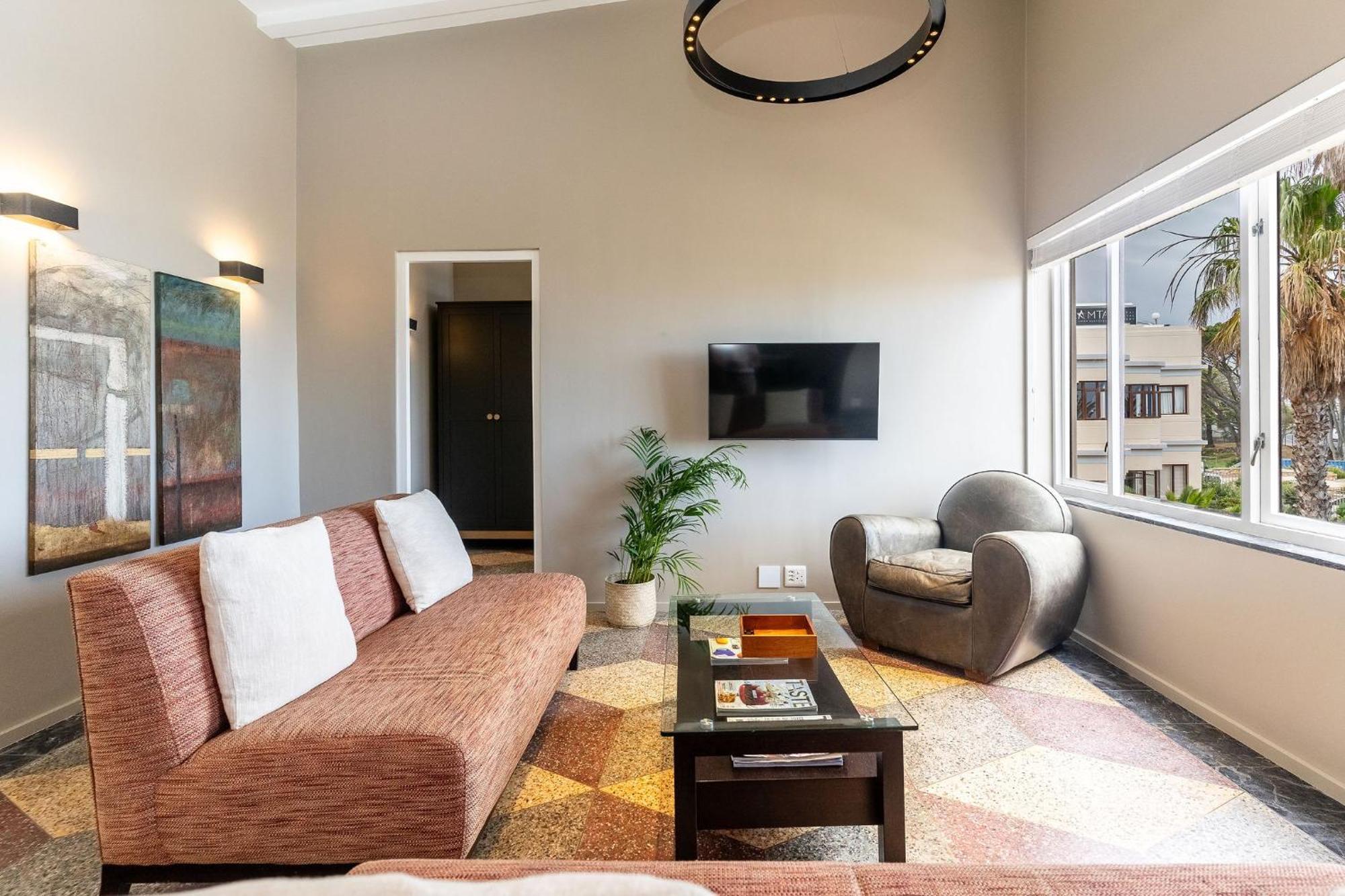 Camps Bay Village - Studios And Apartments Кейптаун Стая снимка